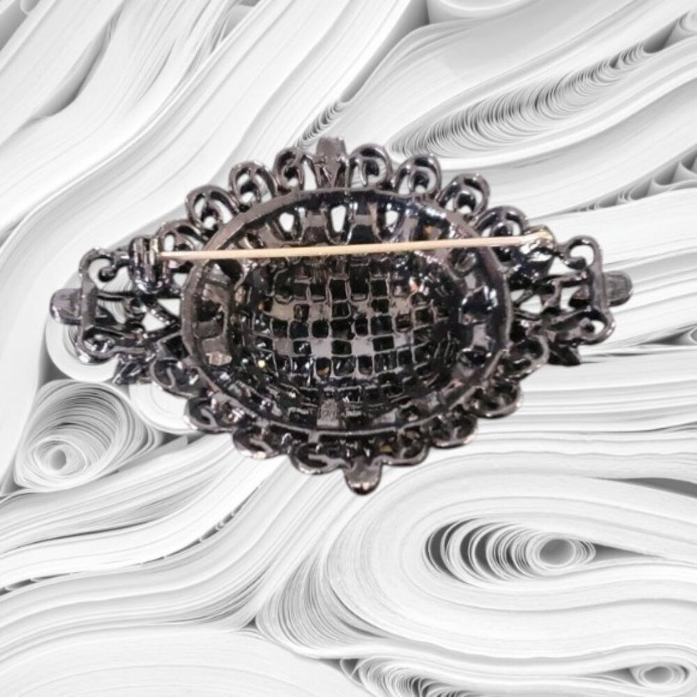 Elegant Black Crystal Rhinestone Statement Brooch - Picture 8 of 8